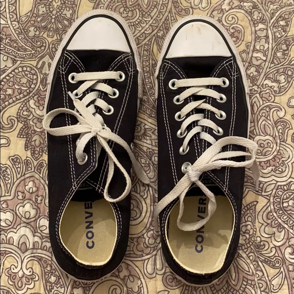 Converse - Picture 1 of 3